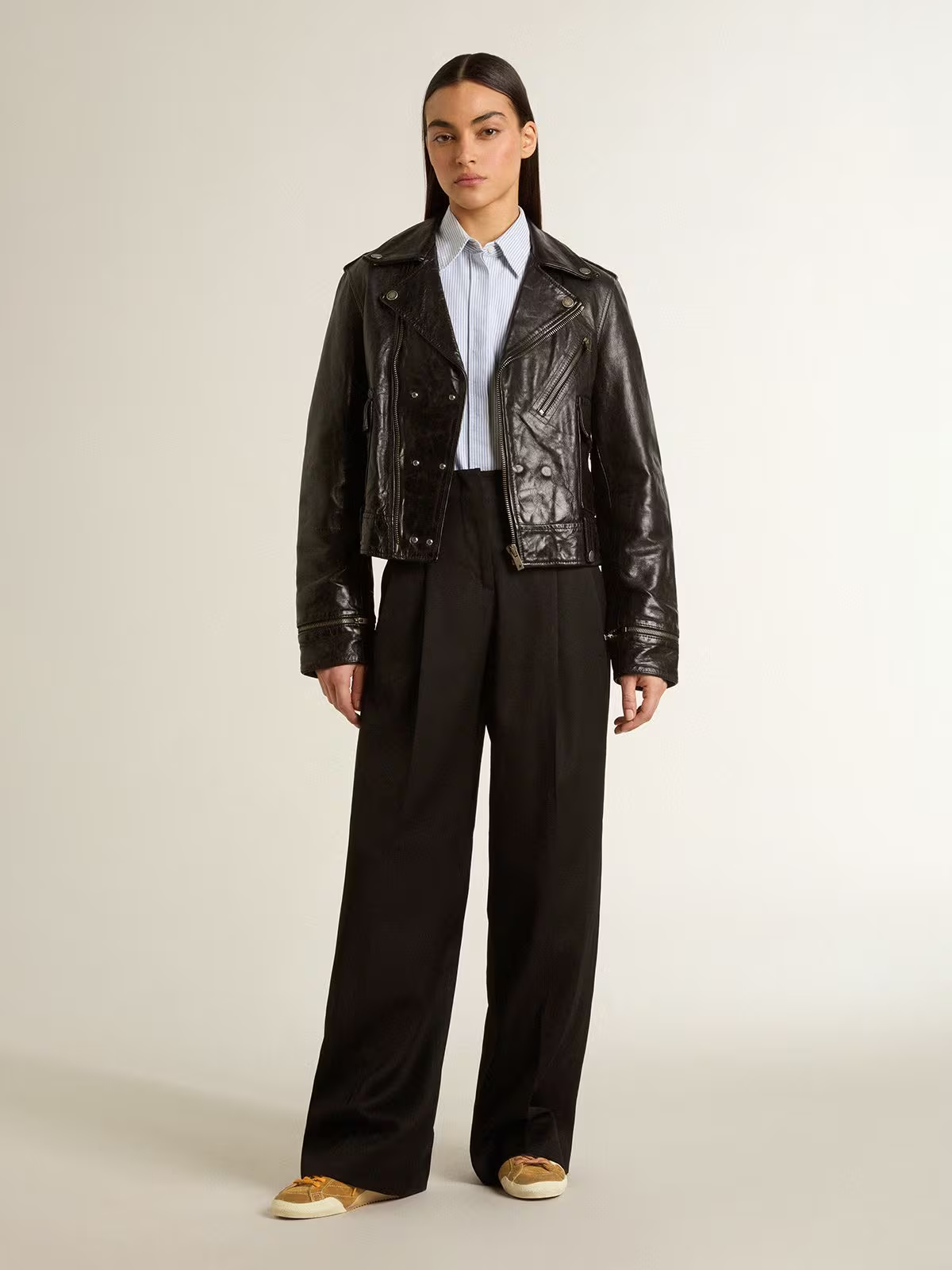 True-Star Donna in suede color tabacco con stella bianca e talloncino platino
