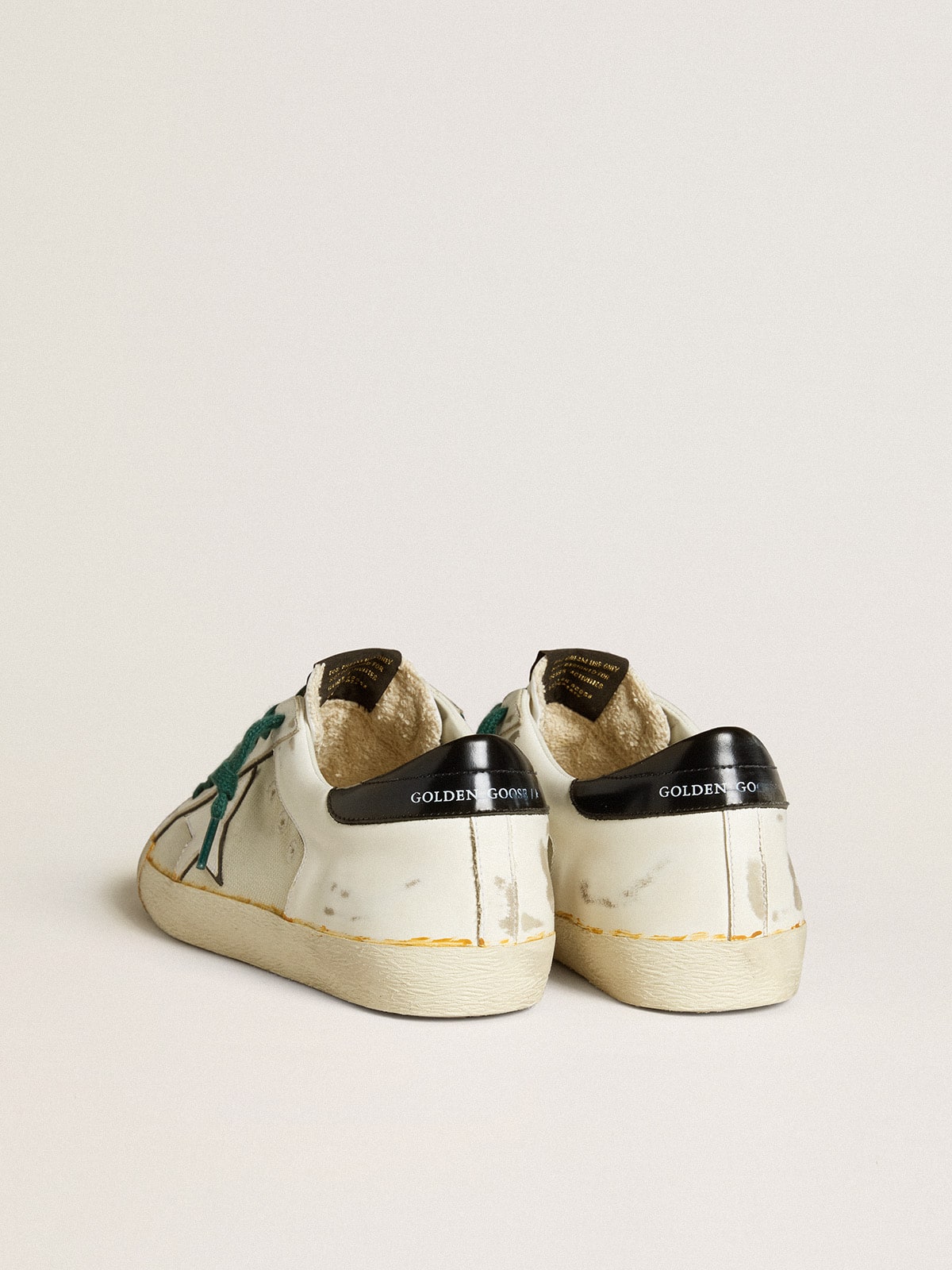 Zapatillas Super-Star LAB para hombre en piel blanca con estrella blanca y refuerzo de talón negro