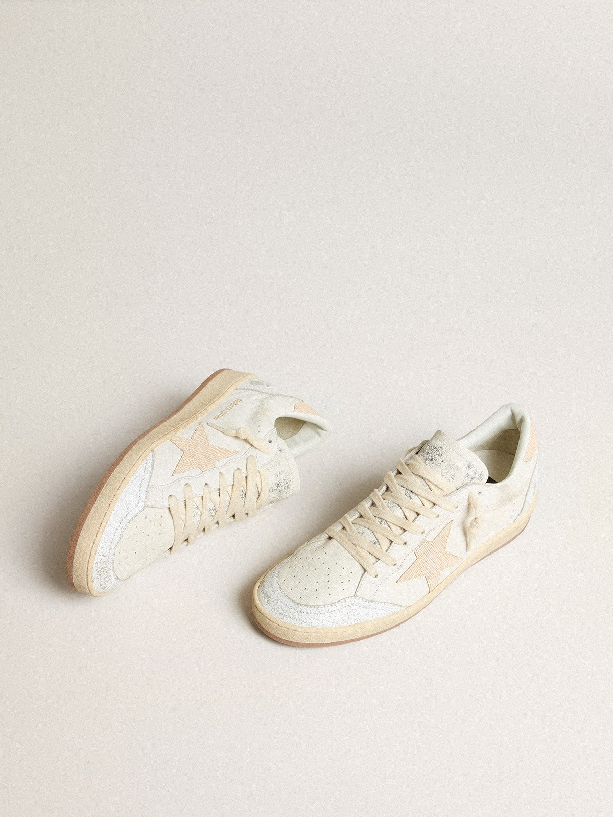 Ball Star LTD CNY para hombre en piel blanca con estrella de marfil