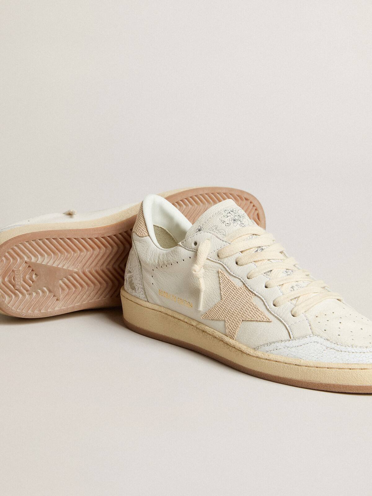 Ball Star LTD CNY para hombre en piel blanca con estrella de marfil