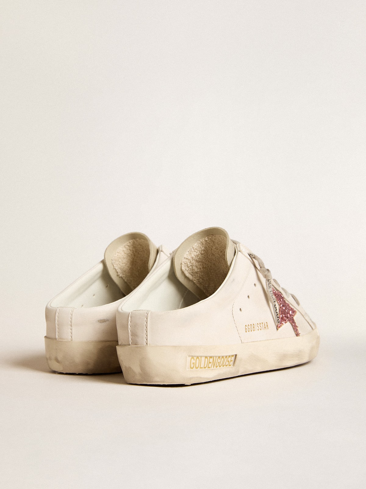 Bio-based Super-Star Sabot with pink glitter star and suede toe